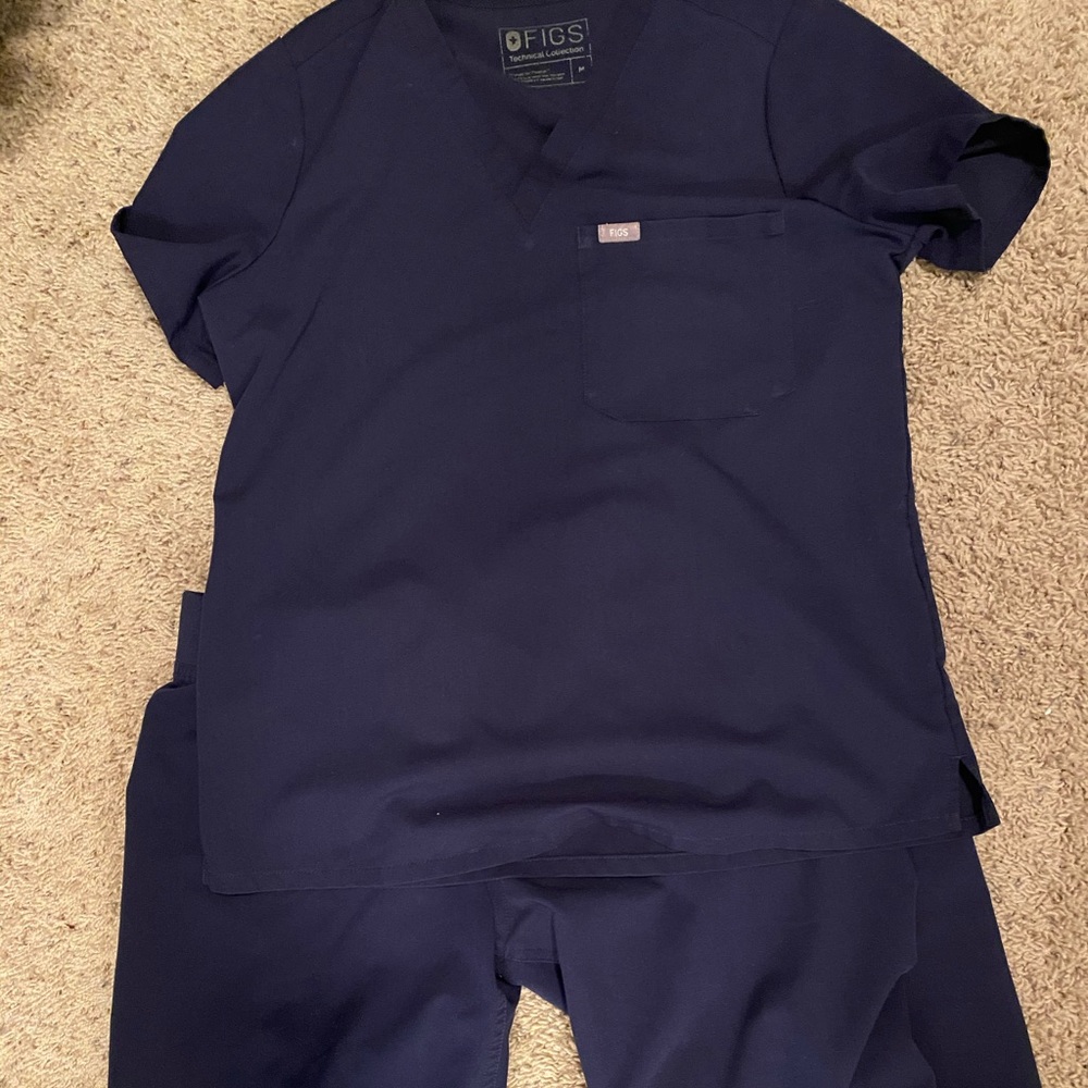 Figs scrub set